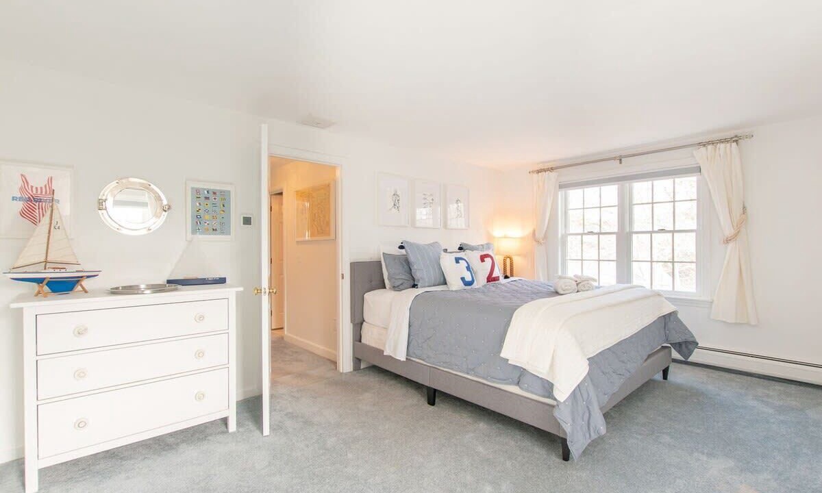 Photo of Bedroom in South Chatham