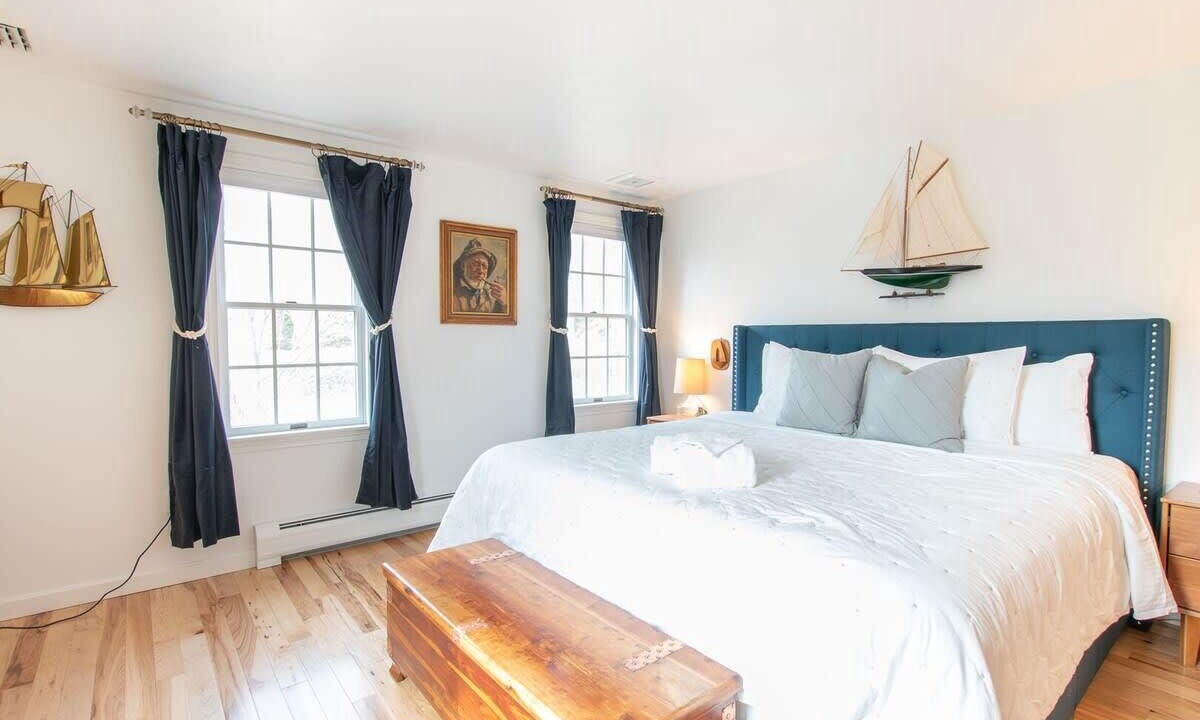 Photo of Bedroom in South Chatham