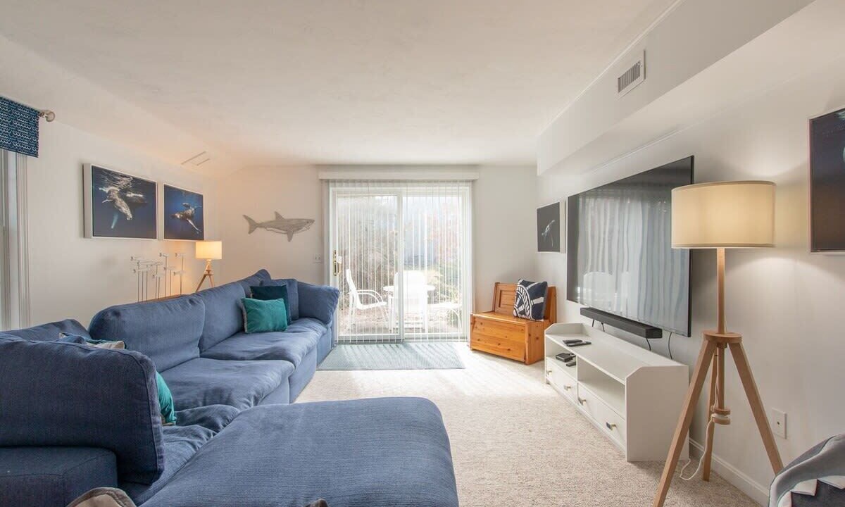 Photo of Livingroom in South Chatham