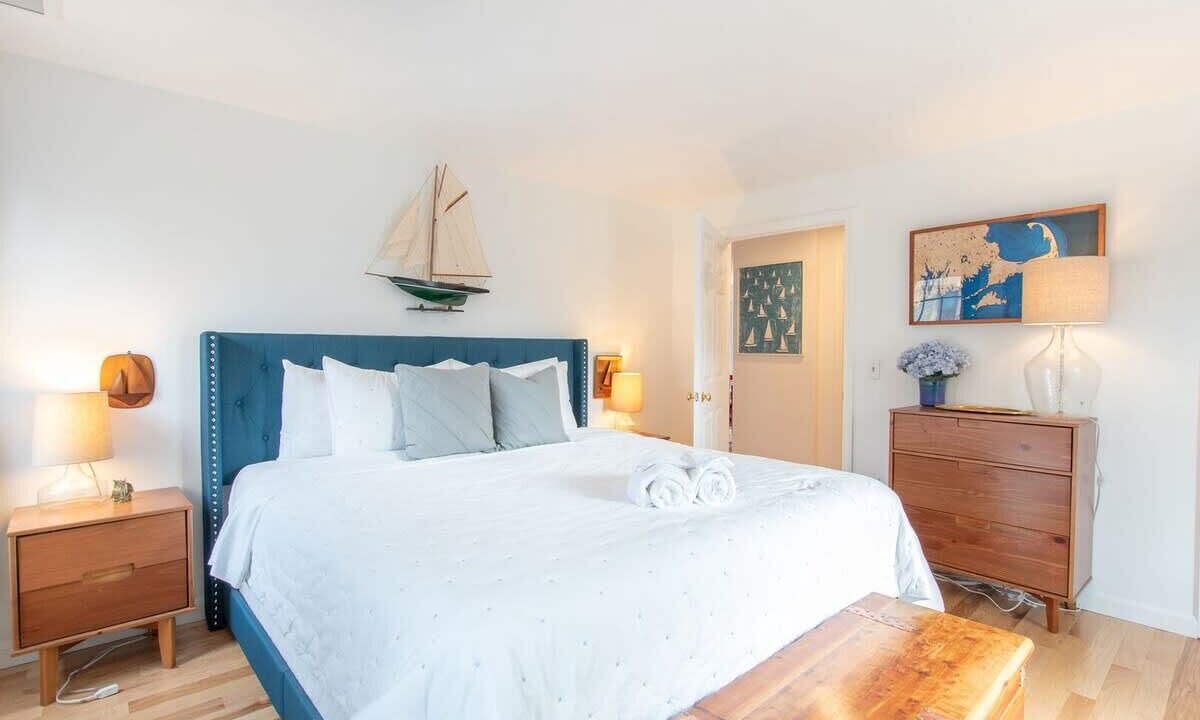 Photo of Bedroom in South Chatham