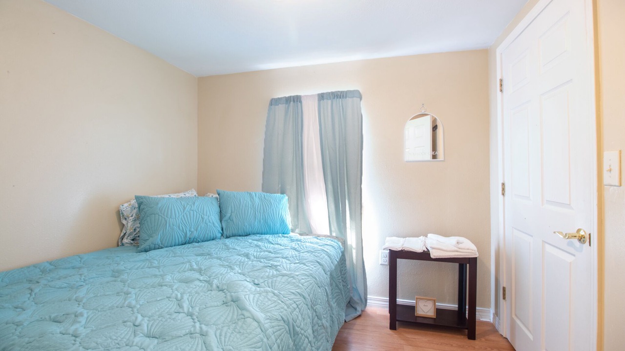 Photo of Bedroom in Pascagoula