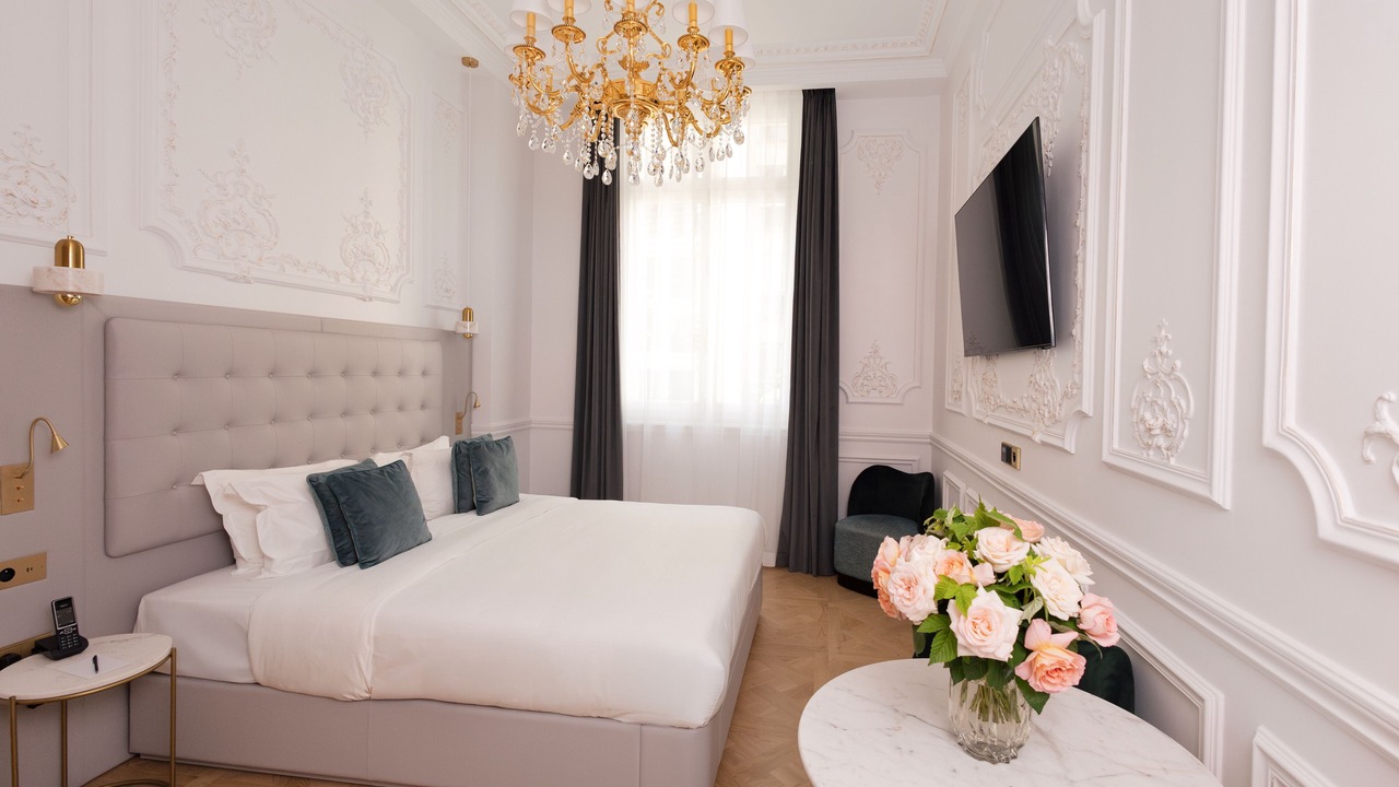 Photo of Bedroom in Chaillot