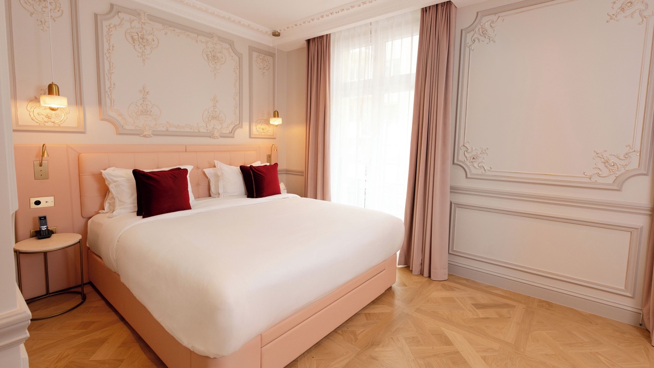 Photo of Bedroom in Chaillot