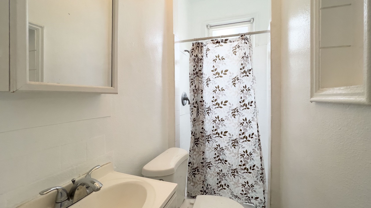 Photo of Bathroom in Studio City