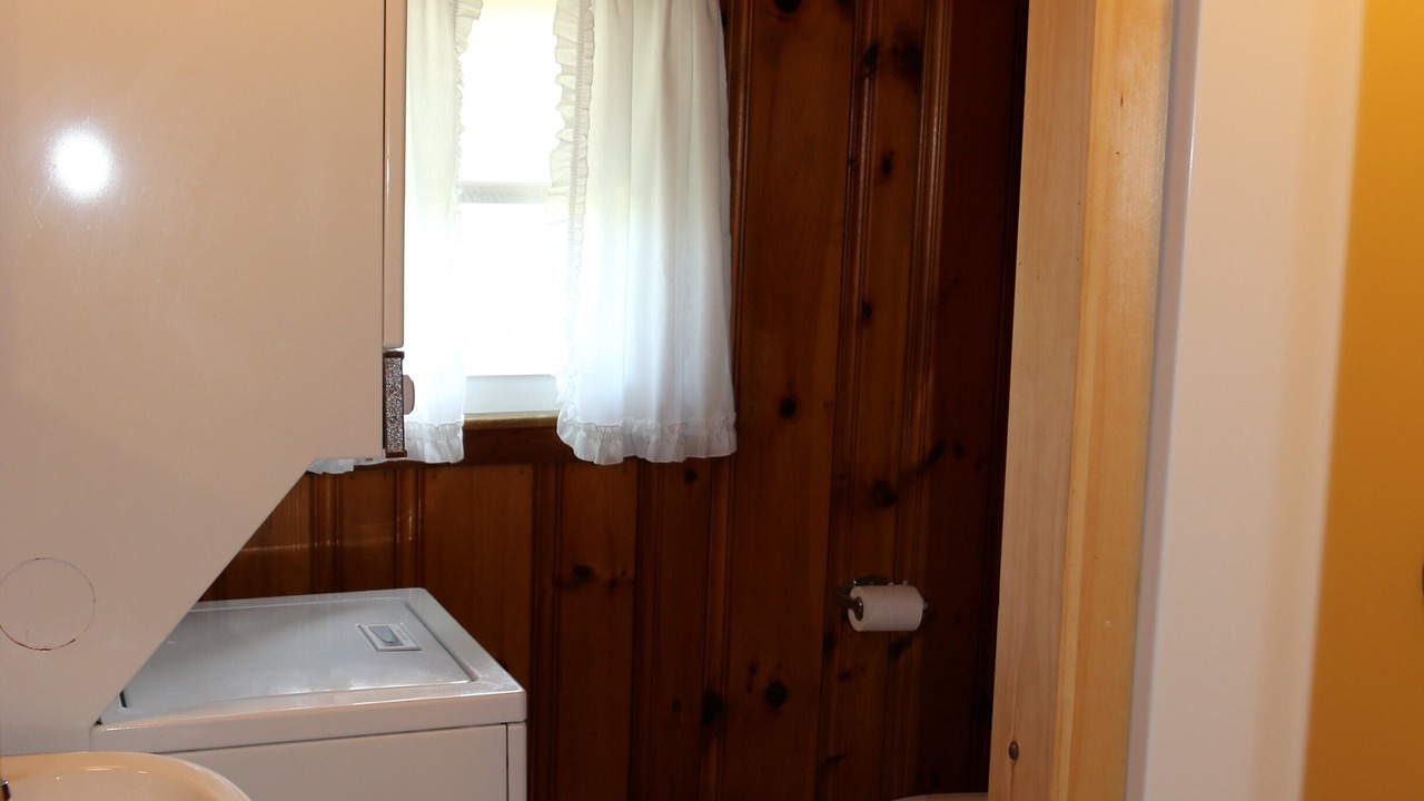 Photo of Bathroom in Sandwich