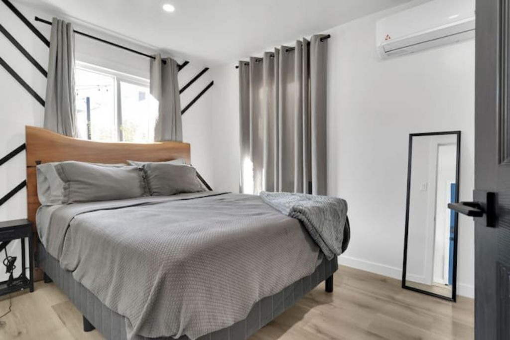 Photo of Bedroom in Hawthorne