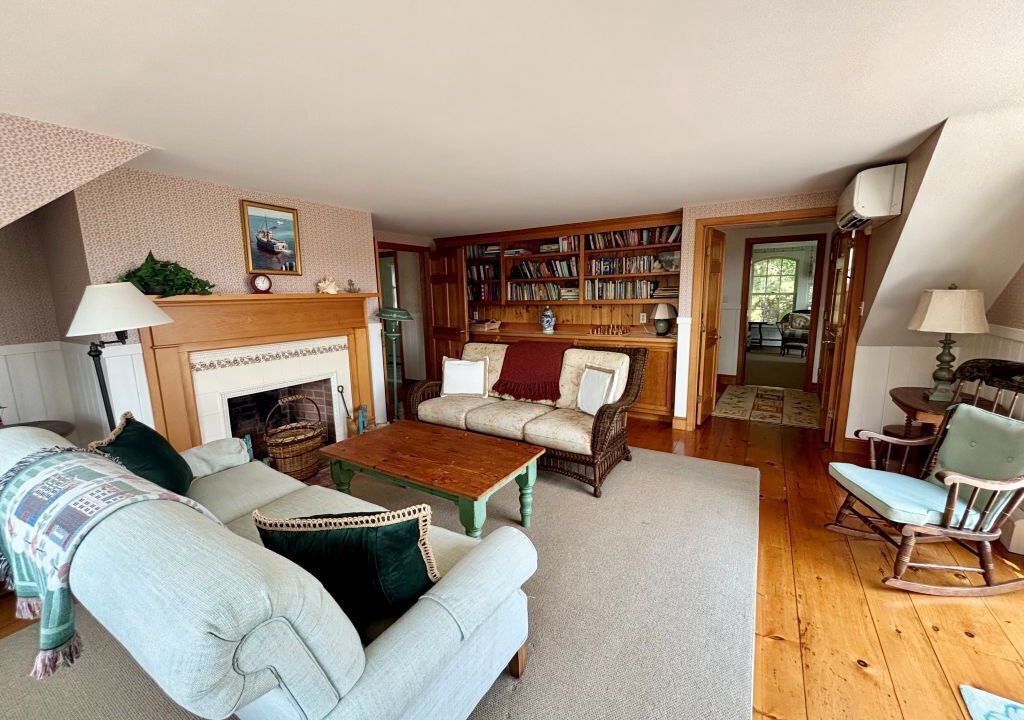 Photo of Livingroom in South Chatham