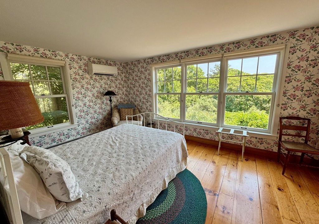 Photo of Bedroom in South Chatham