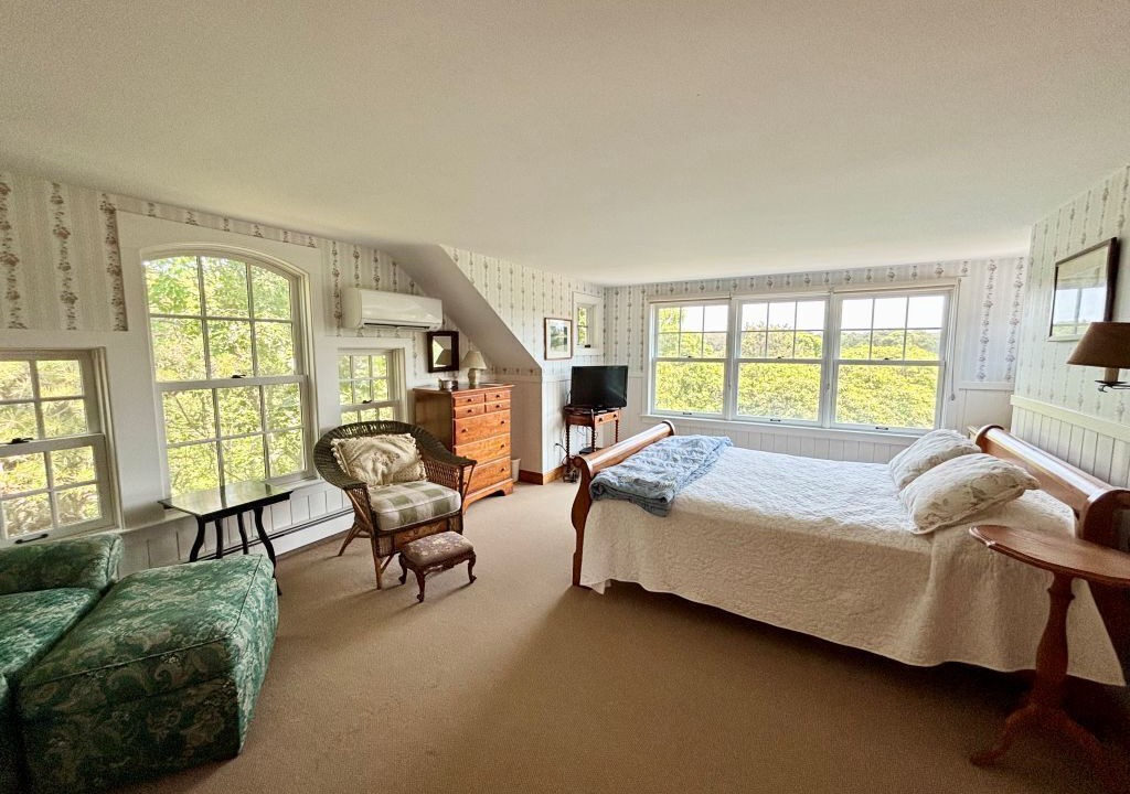 Photo of Bedroom in South Chatham
