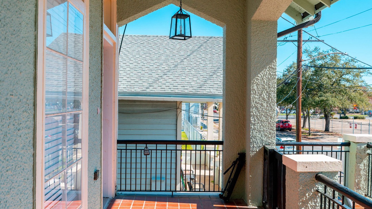 Photo of Patio Balcony in Faubourg Delassize