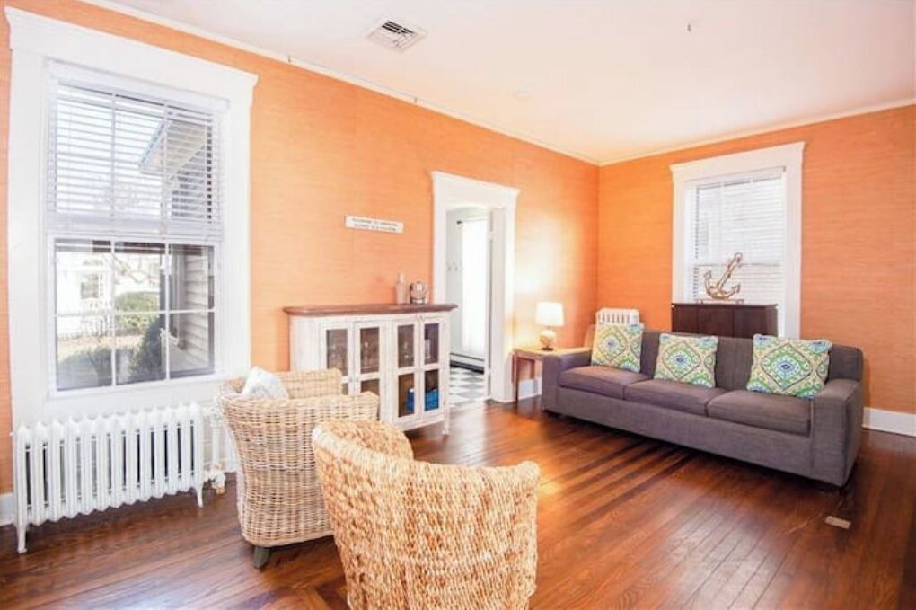 Photo of Livingroom in Newport