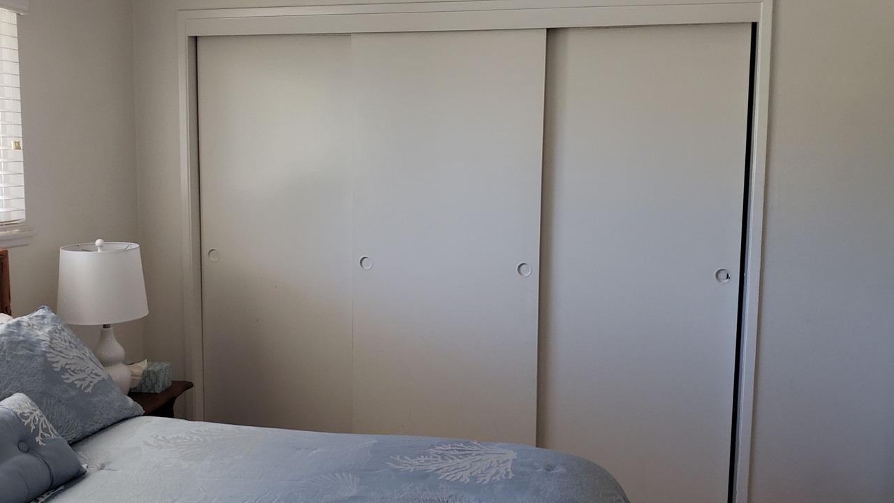 Photo of Bedroom in Pierpont Bay