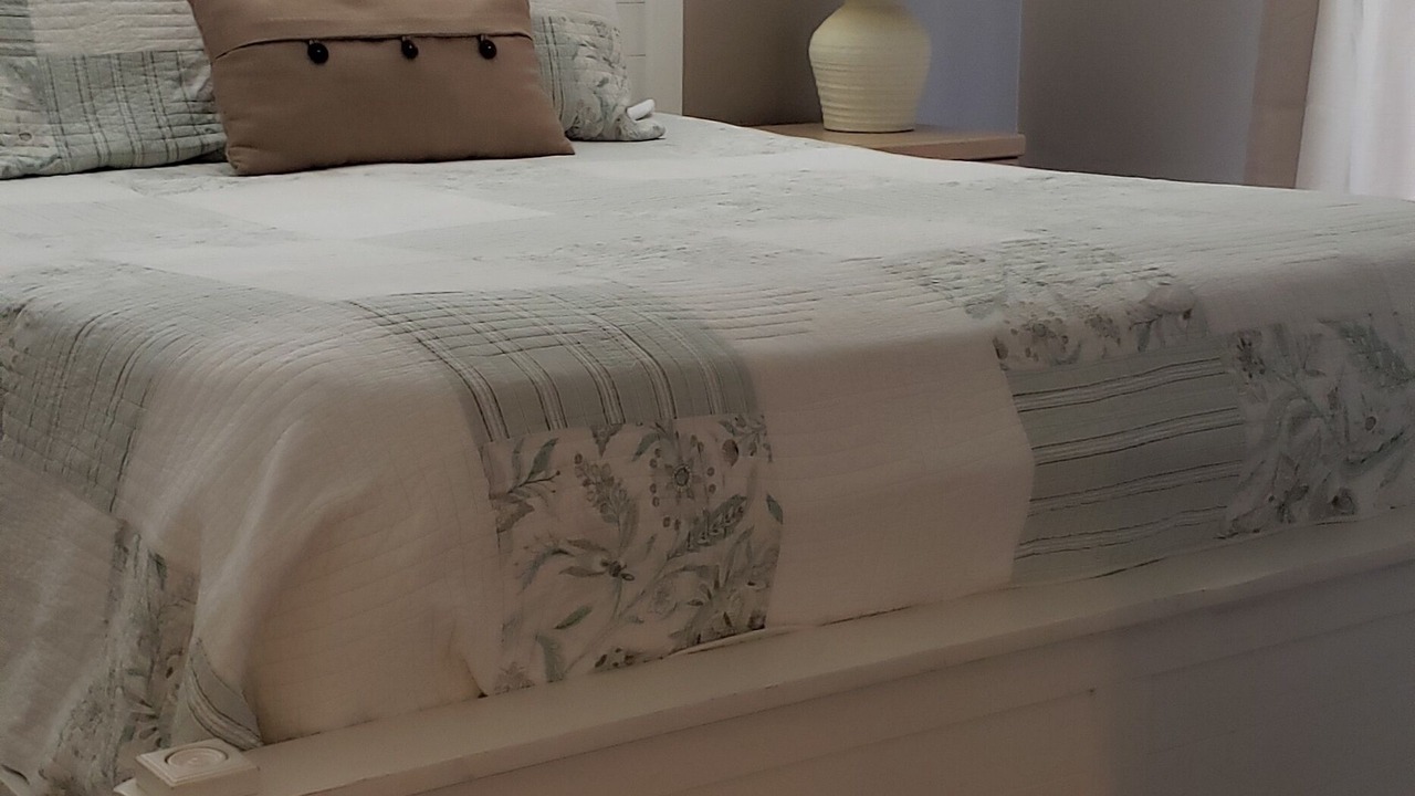 Photo of Bedroom in Pierpont Bay
