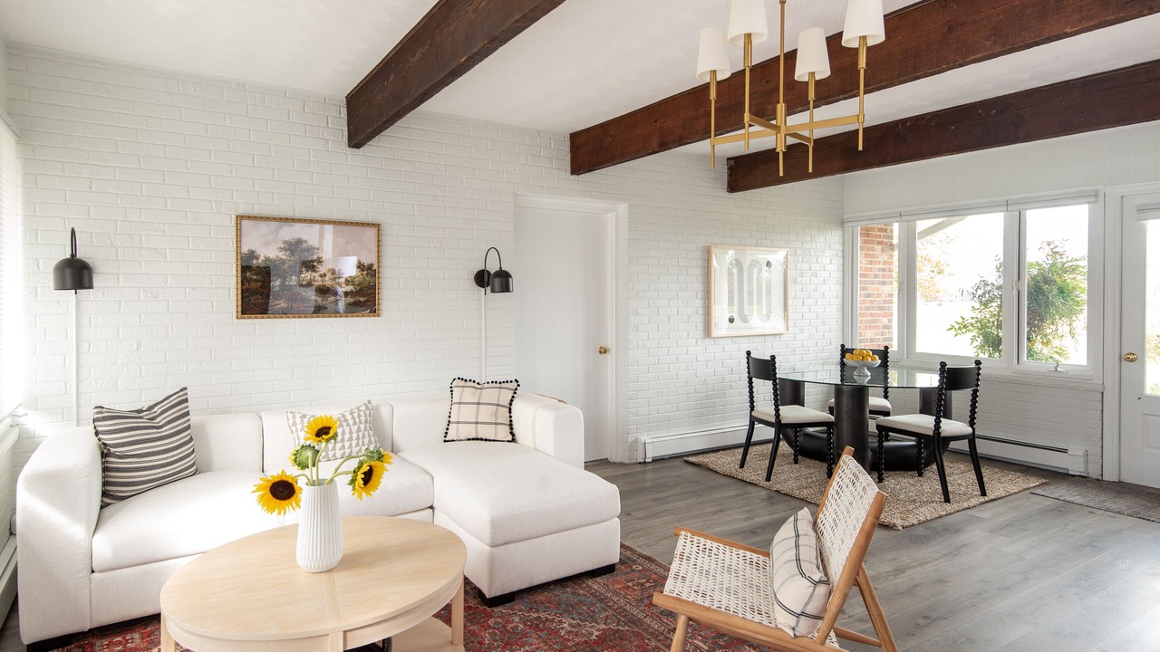 Photo of Livingroom in Purcellville