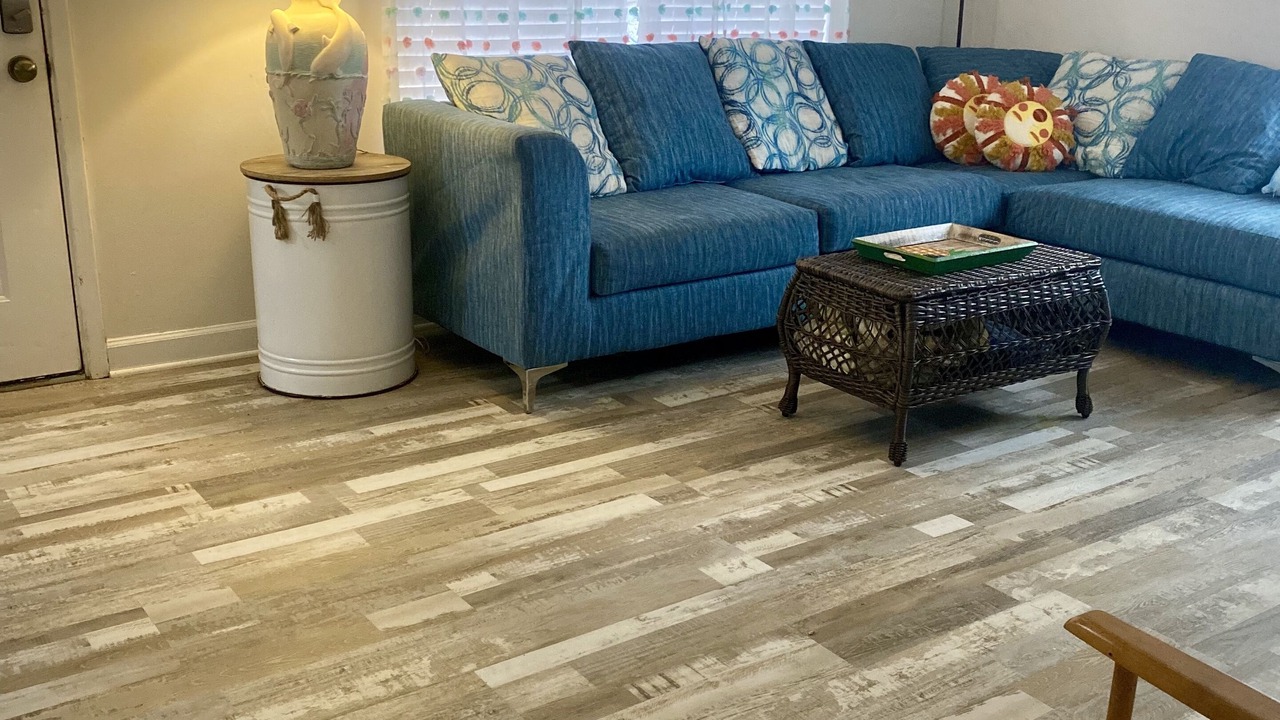 Photo of Livingroom in Ocean Springs