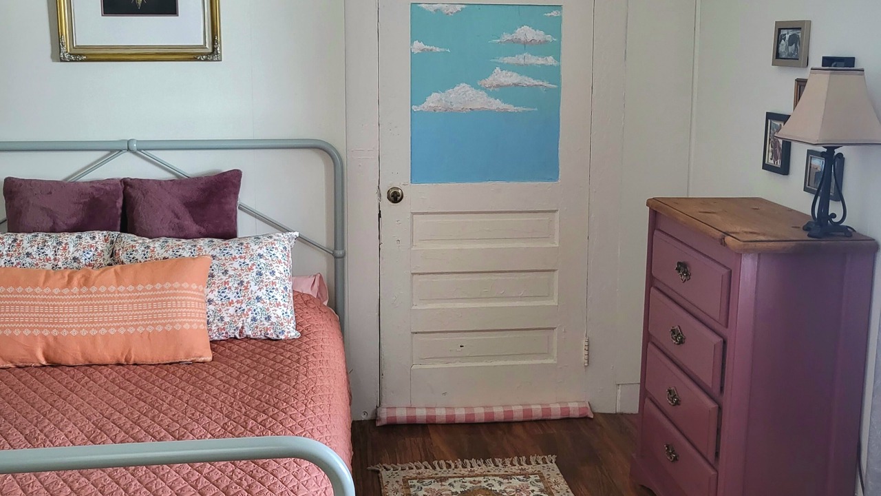 Photo of Bedroom in Mississippi City