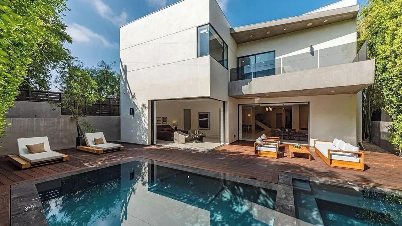 Photo of Outdoor in Beverly Grove