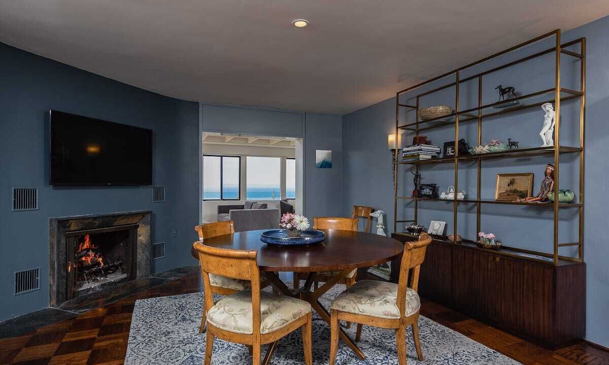 Photo of Bedroom in Carpinteria