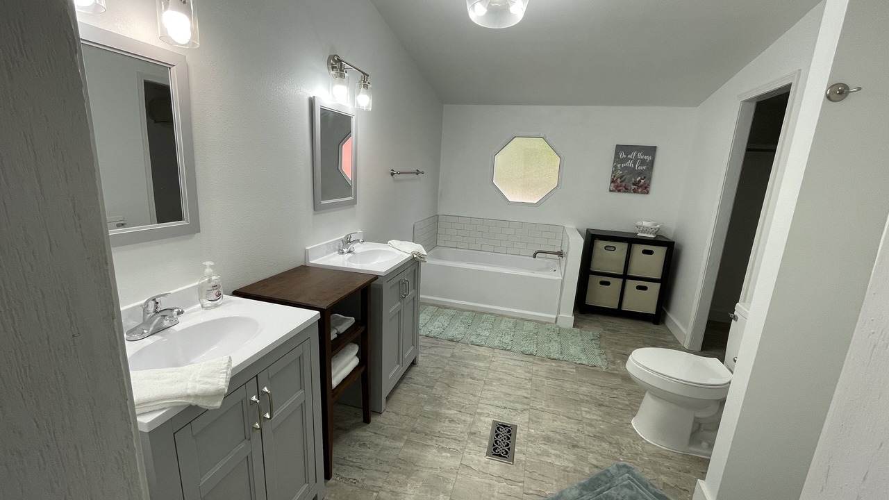 Photo of Bathroom in Gulfport