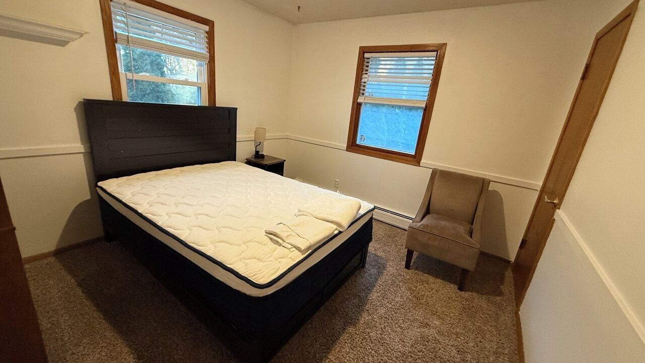 Photo of Bedroom in Mound