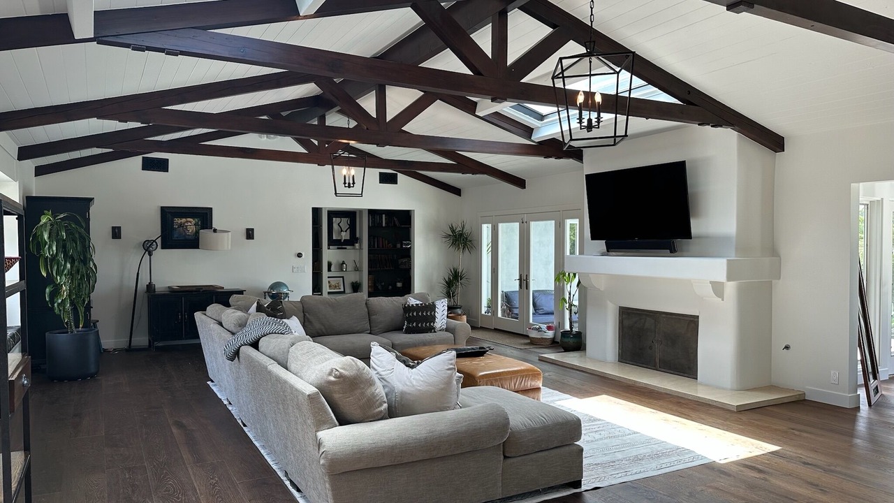 Photo of Livingroom in Eucalyptus Hill
