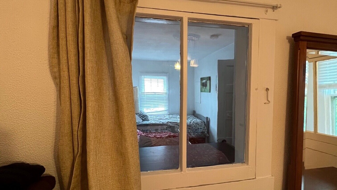Photo of Bedroom in Historic District