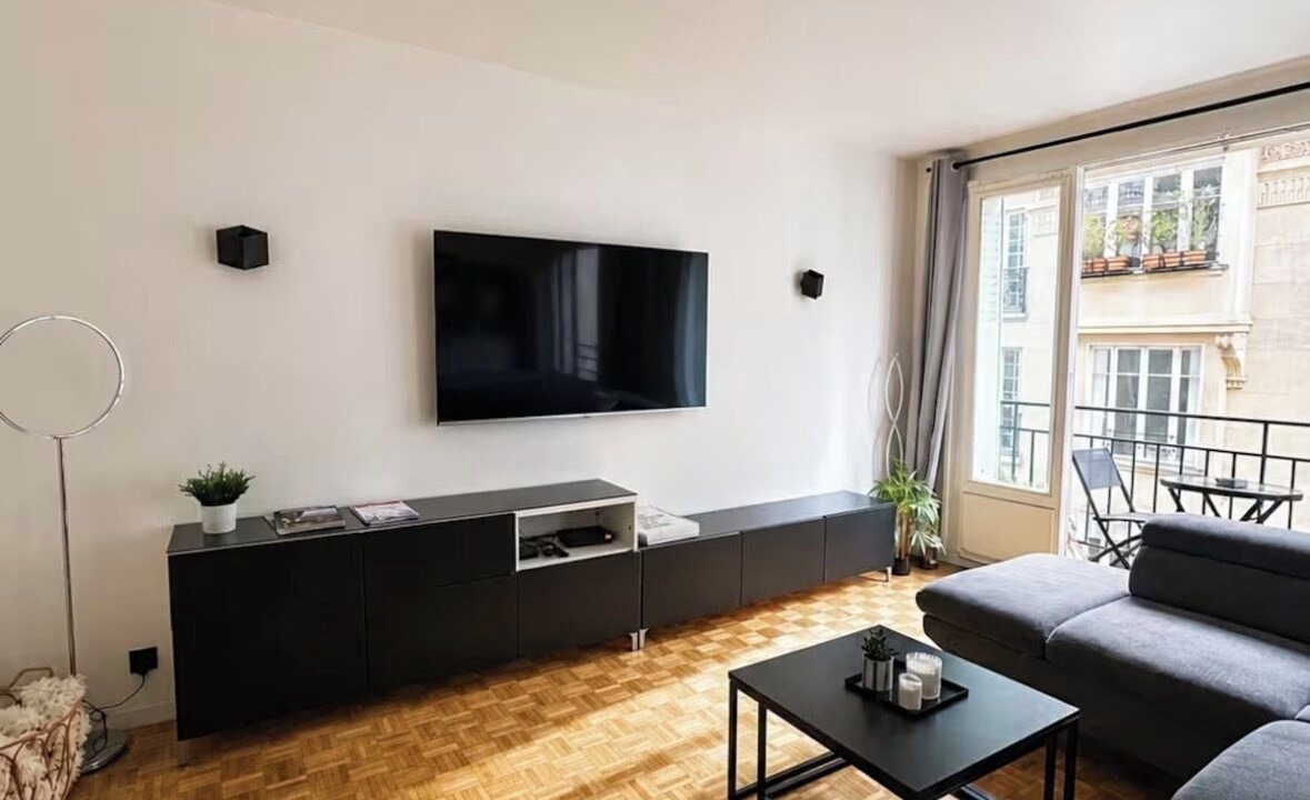 Photo of Livingroom in Notre-Dame-des-Champs
