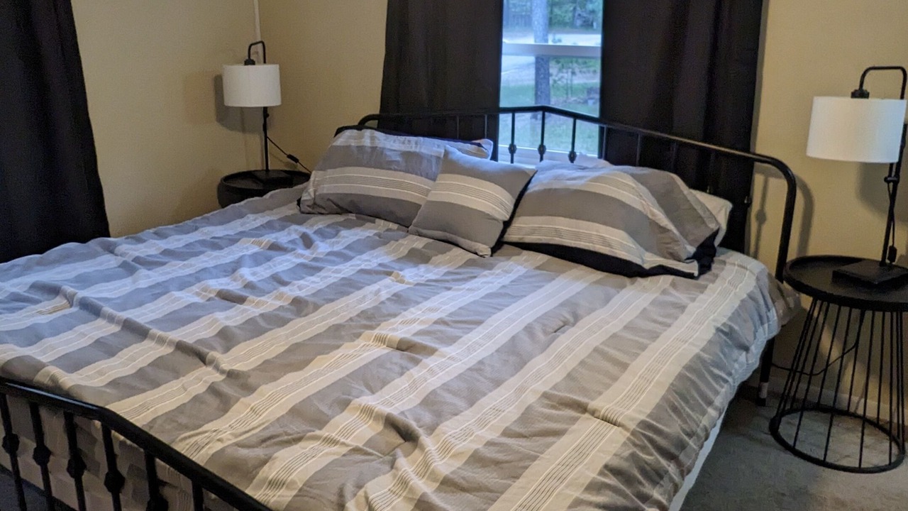 Photo of Bedroom in Friendship