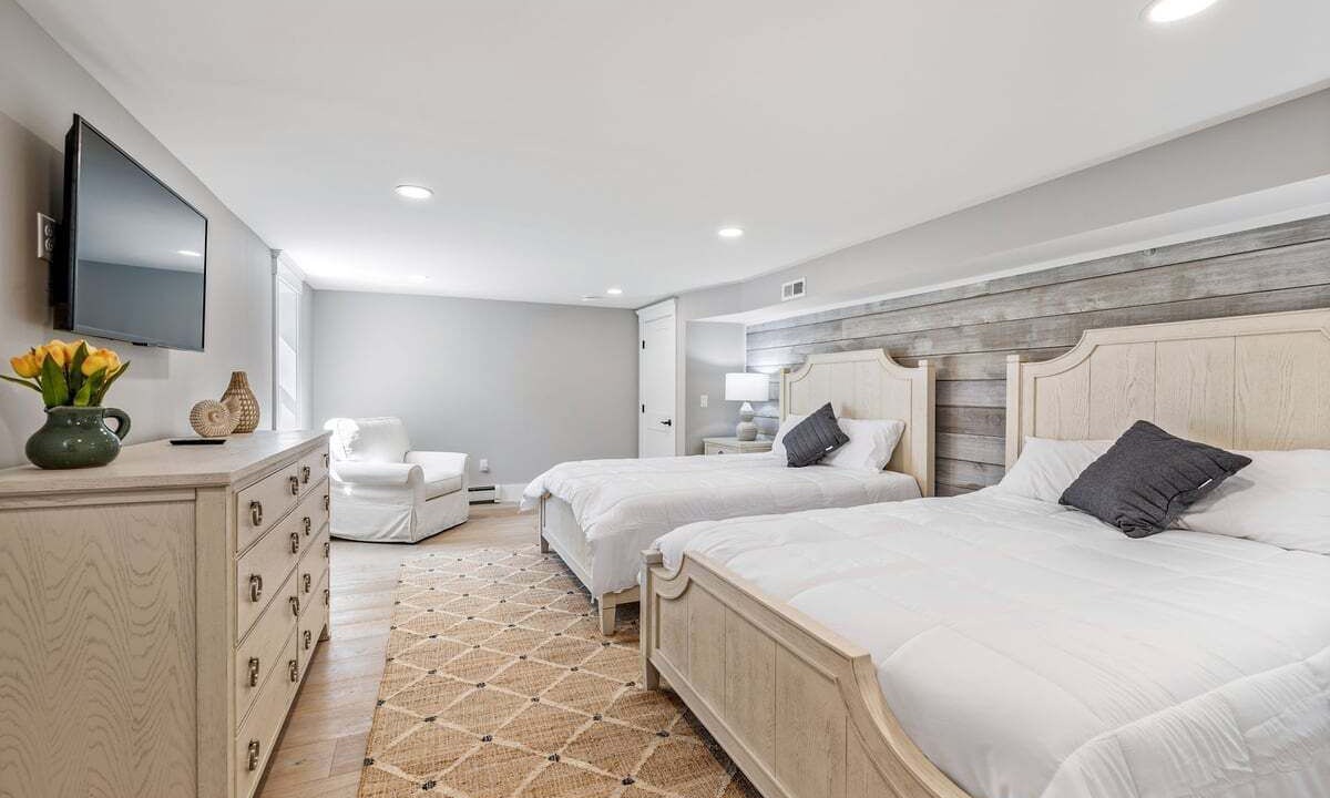Photo of Bedroom in West Chatham