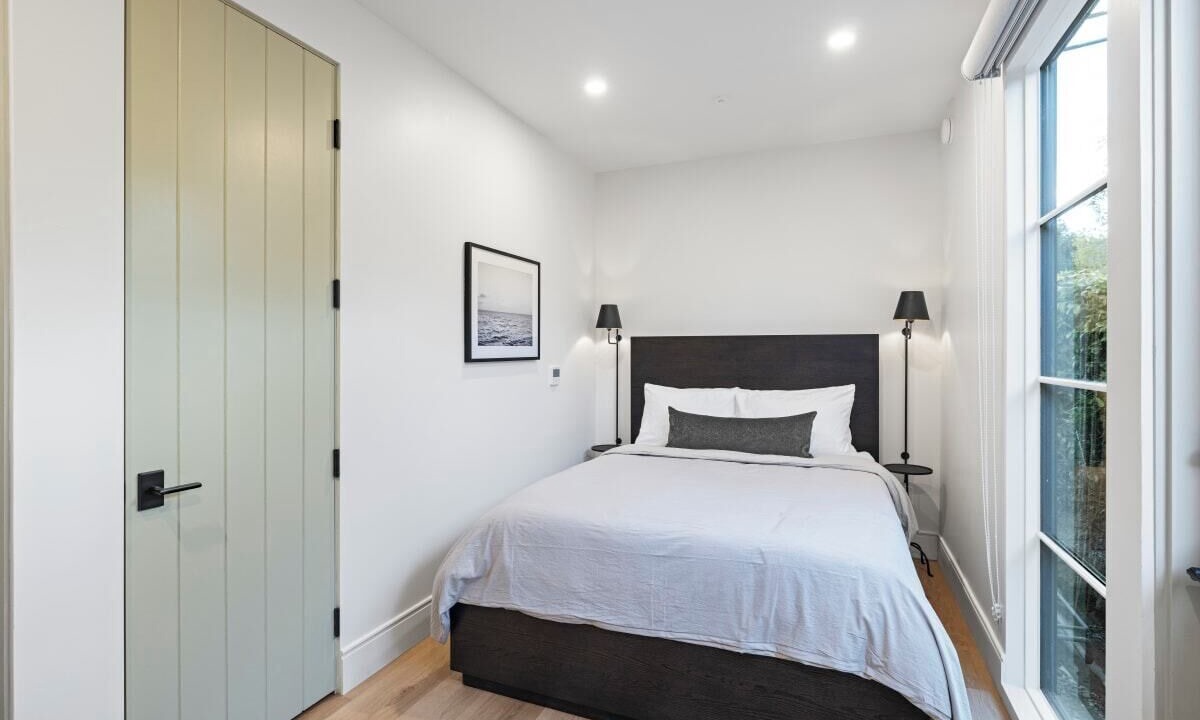 Photo of Bedroom in Laguna