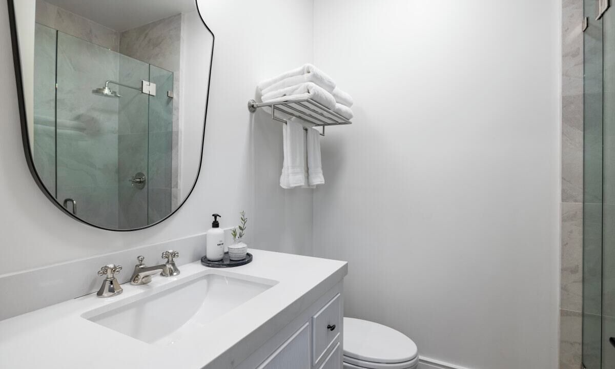 Photo of Bathroom in Laguna
