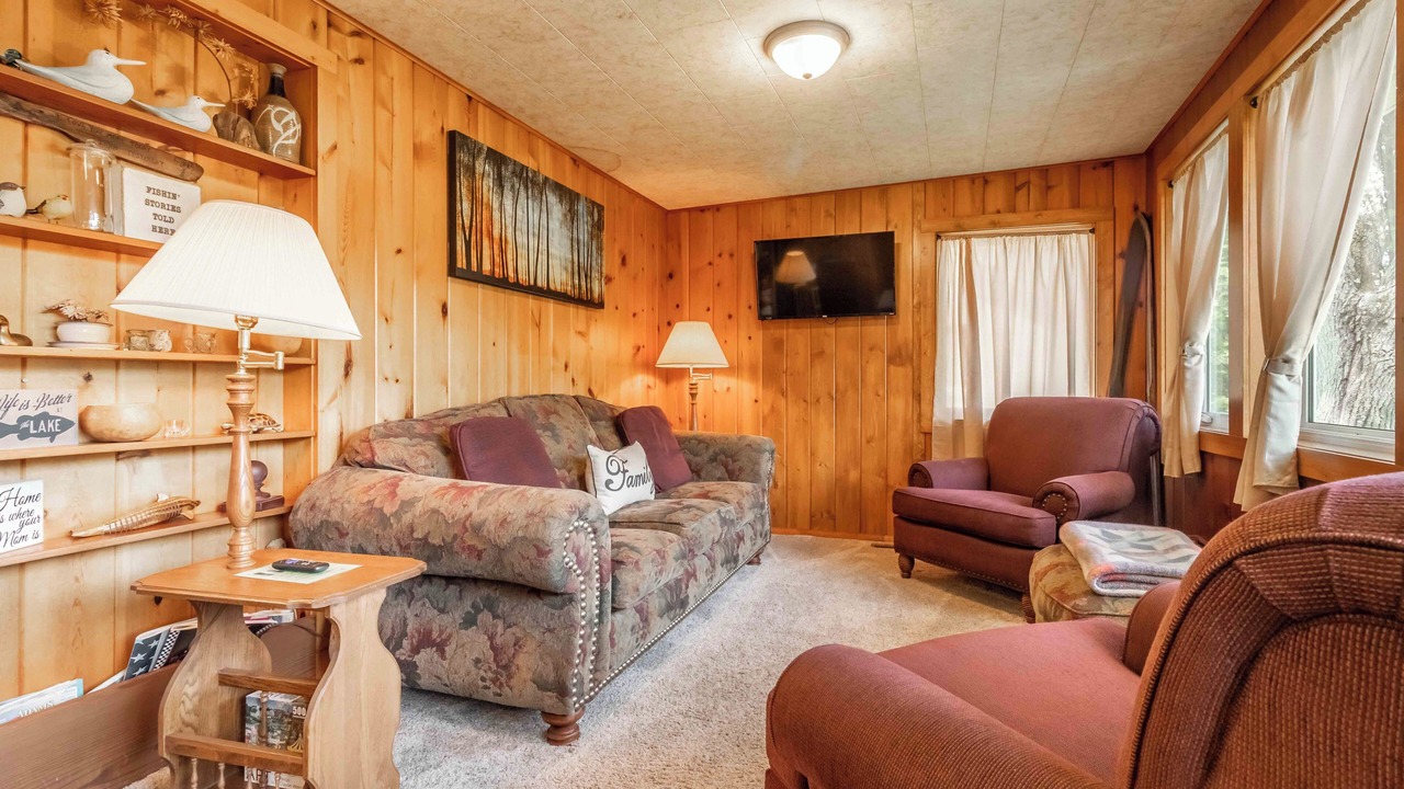 Photo of Livingroom in Friendship