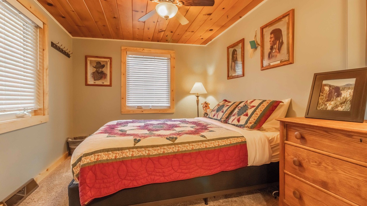 Photo of Bedroom in Friendship