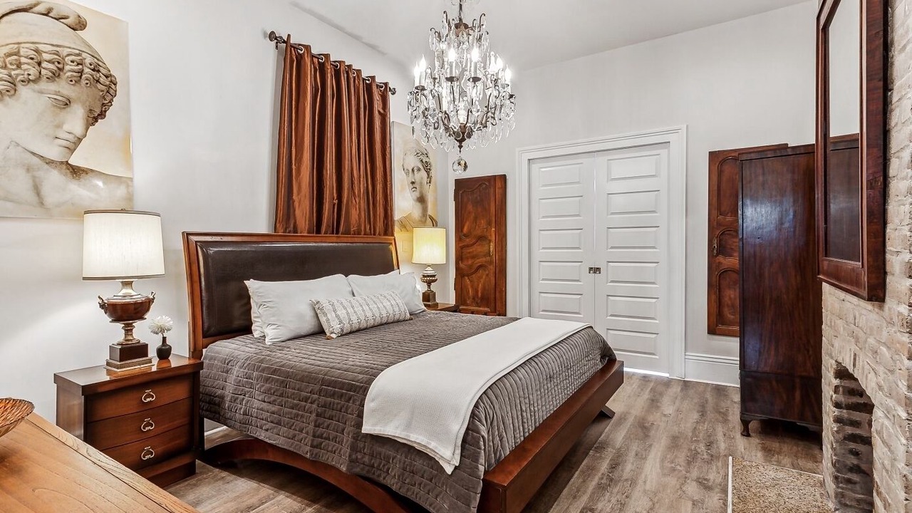 Photo of Bedroom in Mid-City