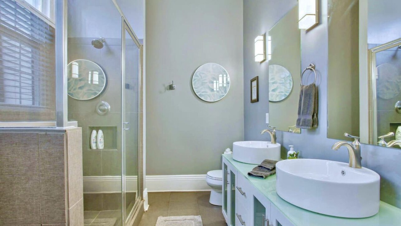 Photo of Bathroom in Mid-City
