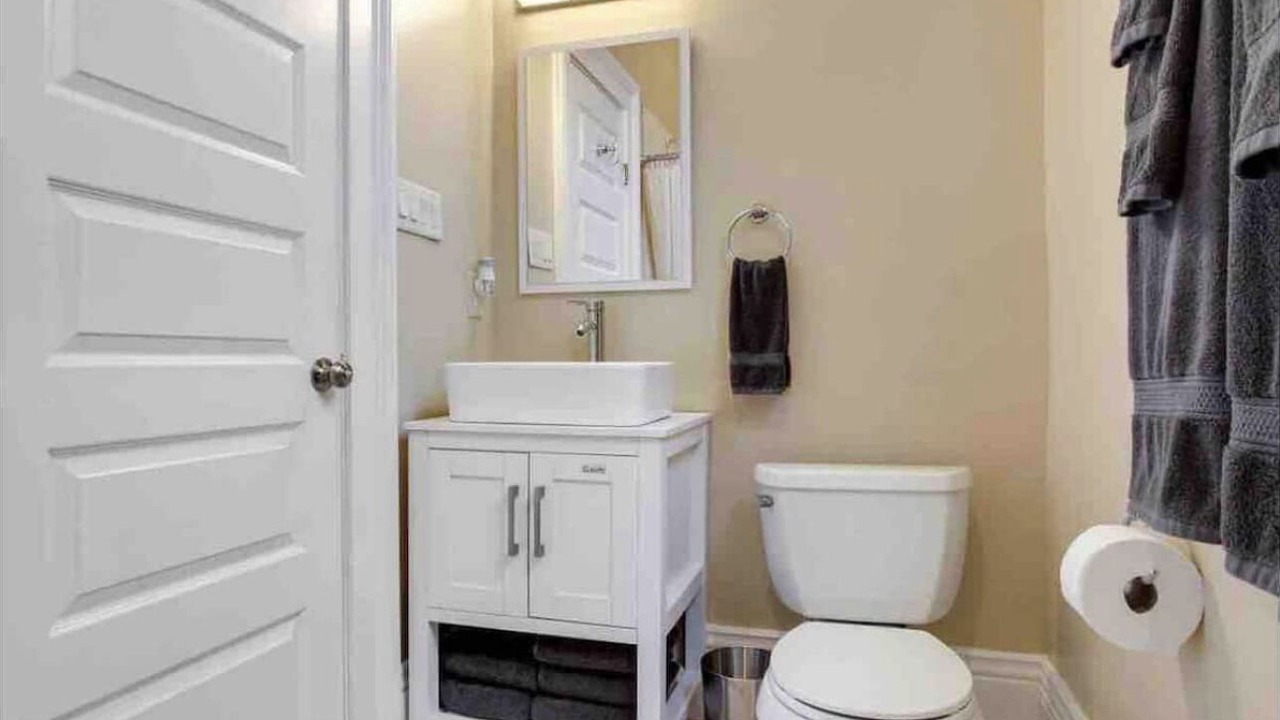 Photo of Bathroom in Mid-City