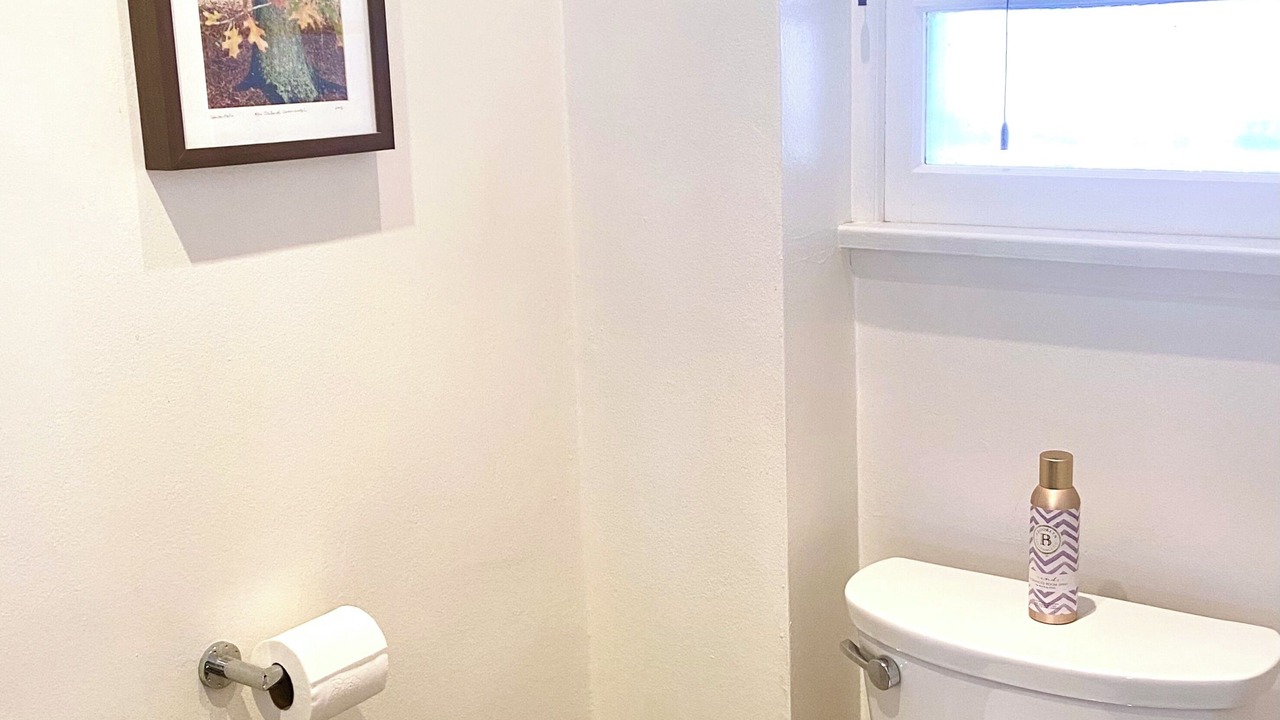 Photo of Bathroom in Sunset Junction