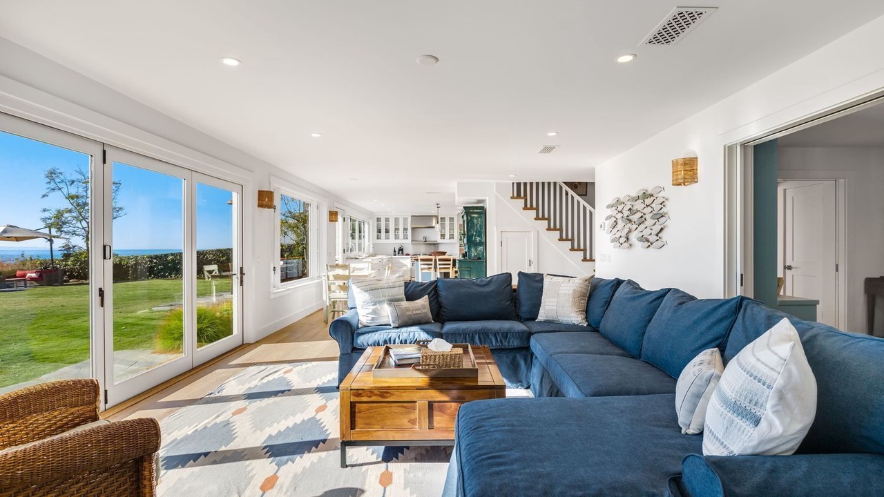 Photo of Livingroom in The Mesa