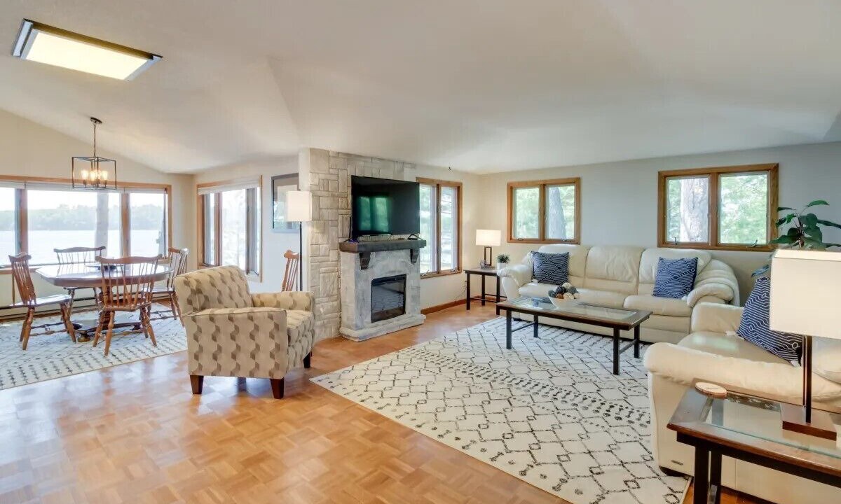 Photo of Livingroom in Crosslake