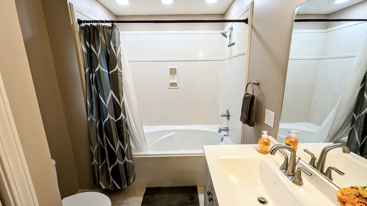 Photo of Bathroom in Gulfport