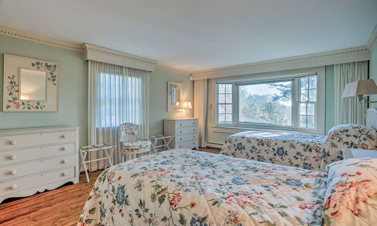Photo of Bedroom in East Orleans