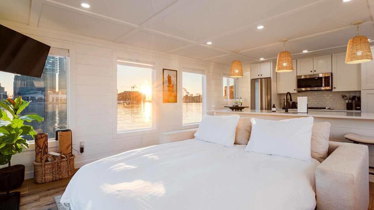 Photo of Bedroom in Inner Harbor