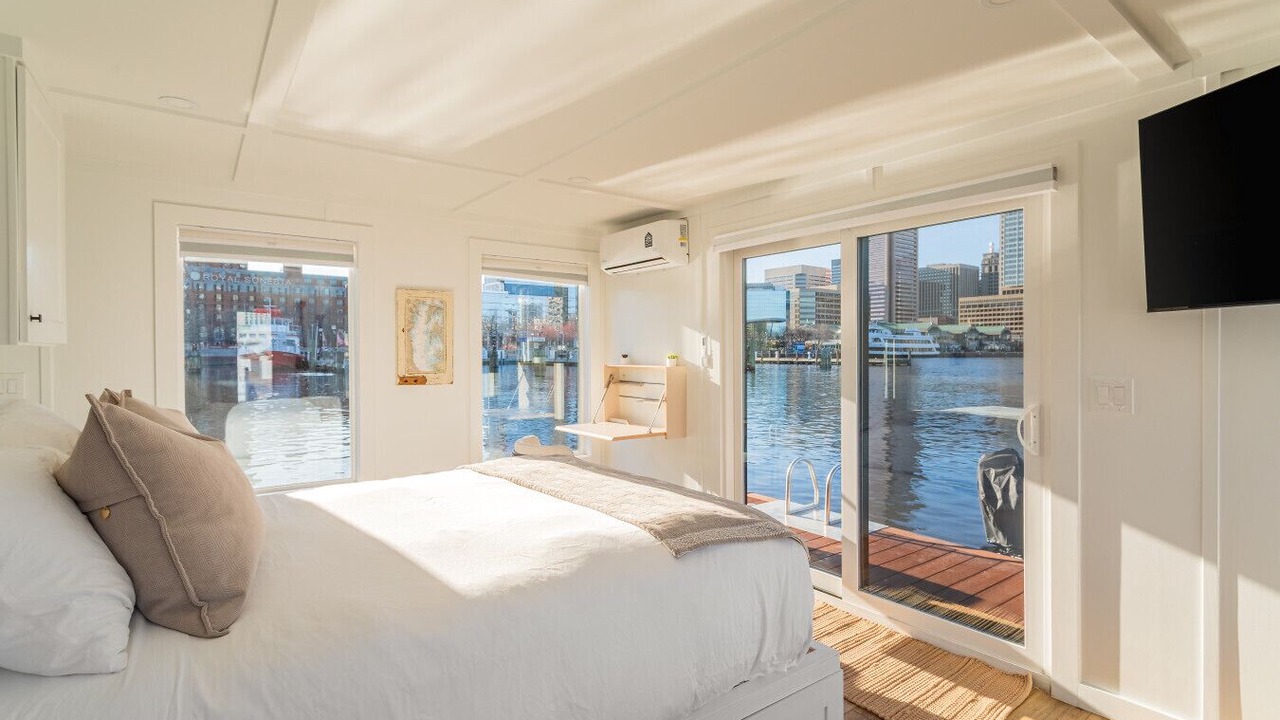 Photo of Bedroom in Inner Harbor