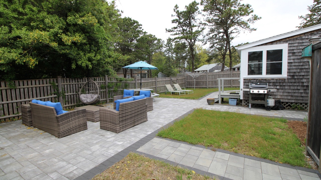 Photo of Patio Balcony in West Dennis