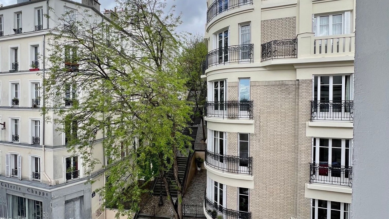 Photo of Patio Balcony in Montmartre