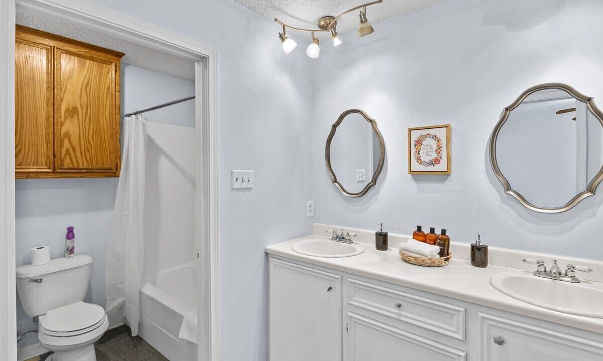 Photo of Bathroom in South Baton Rouge