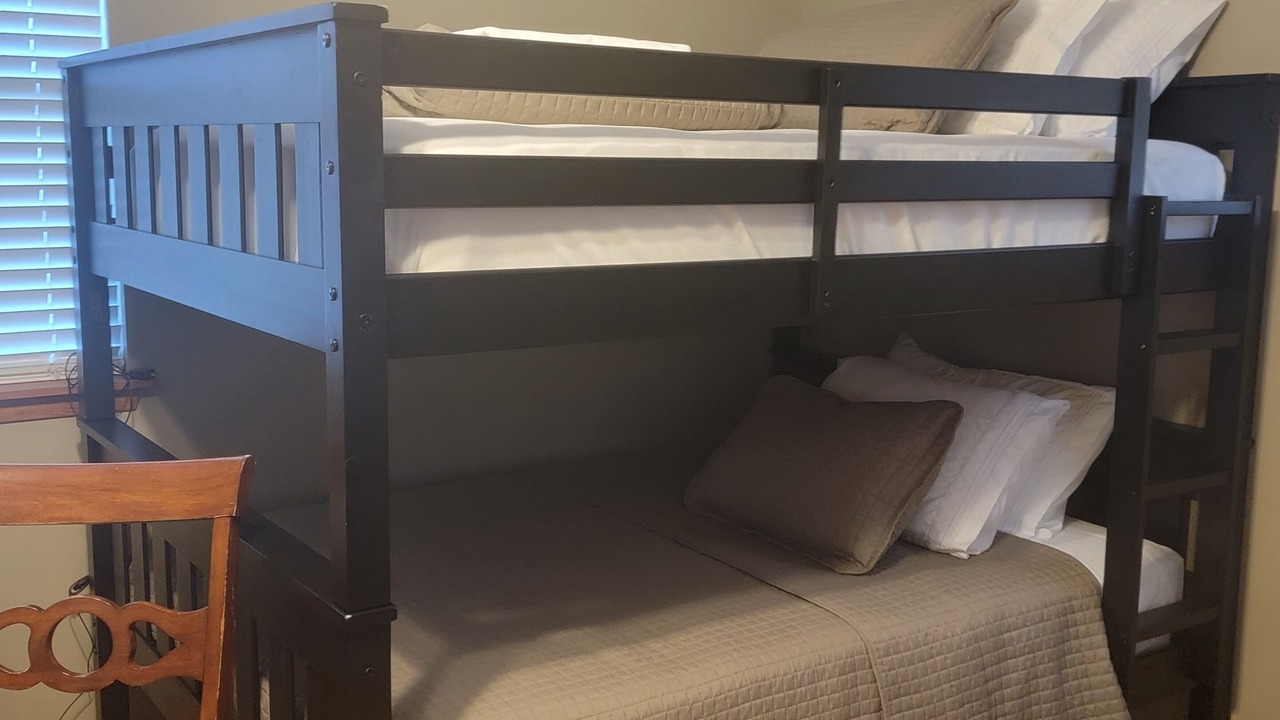 Photo of Bedroom in Lafitte