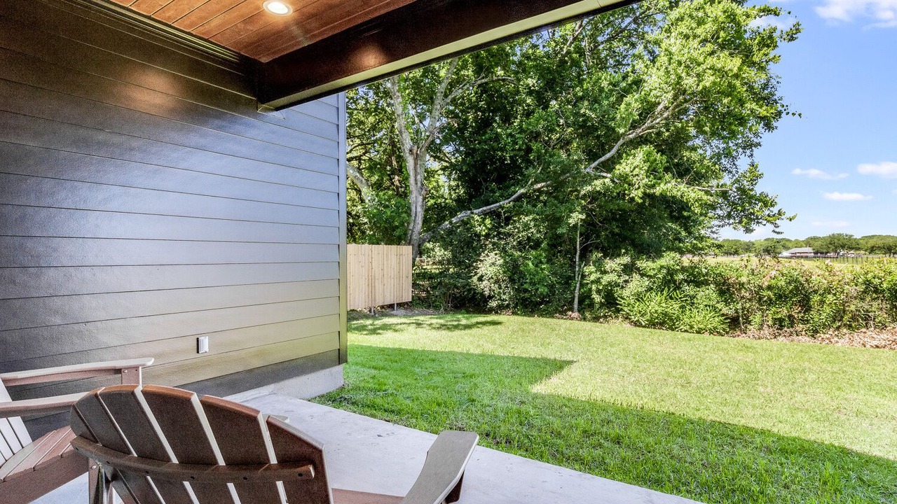 Photo of Patio Balcony in Youngsville