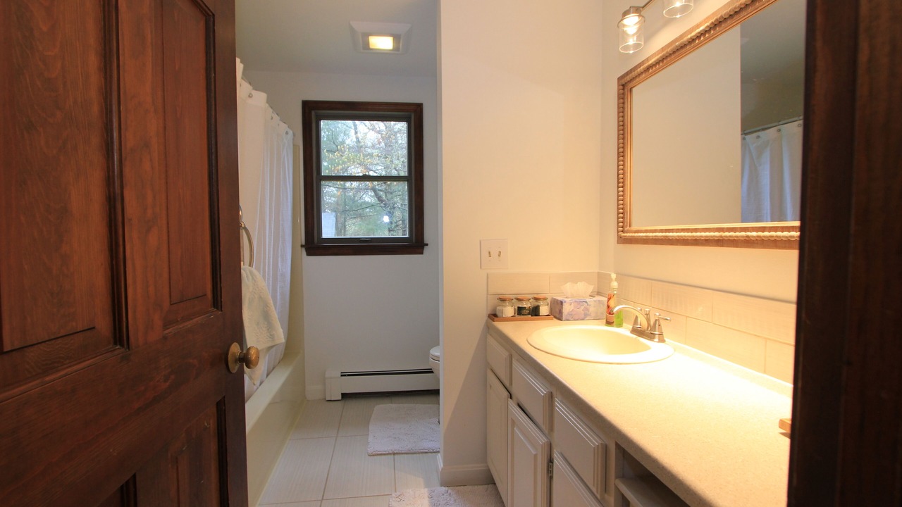 Photo of Bathroom in Sandwich