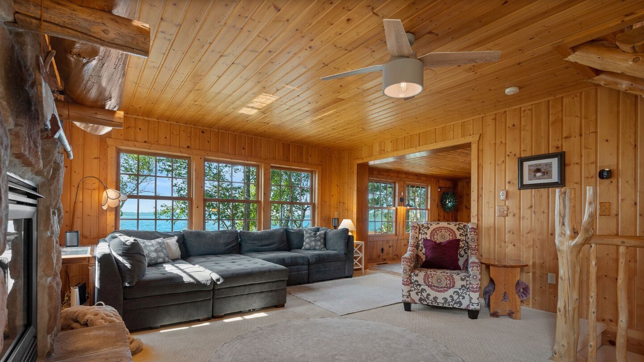 Photo of Livingroom in Pequot Lakes